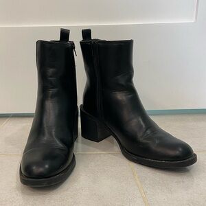 Time and True Chelsea Boot